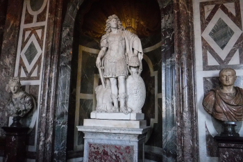 ルイ14世像